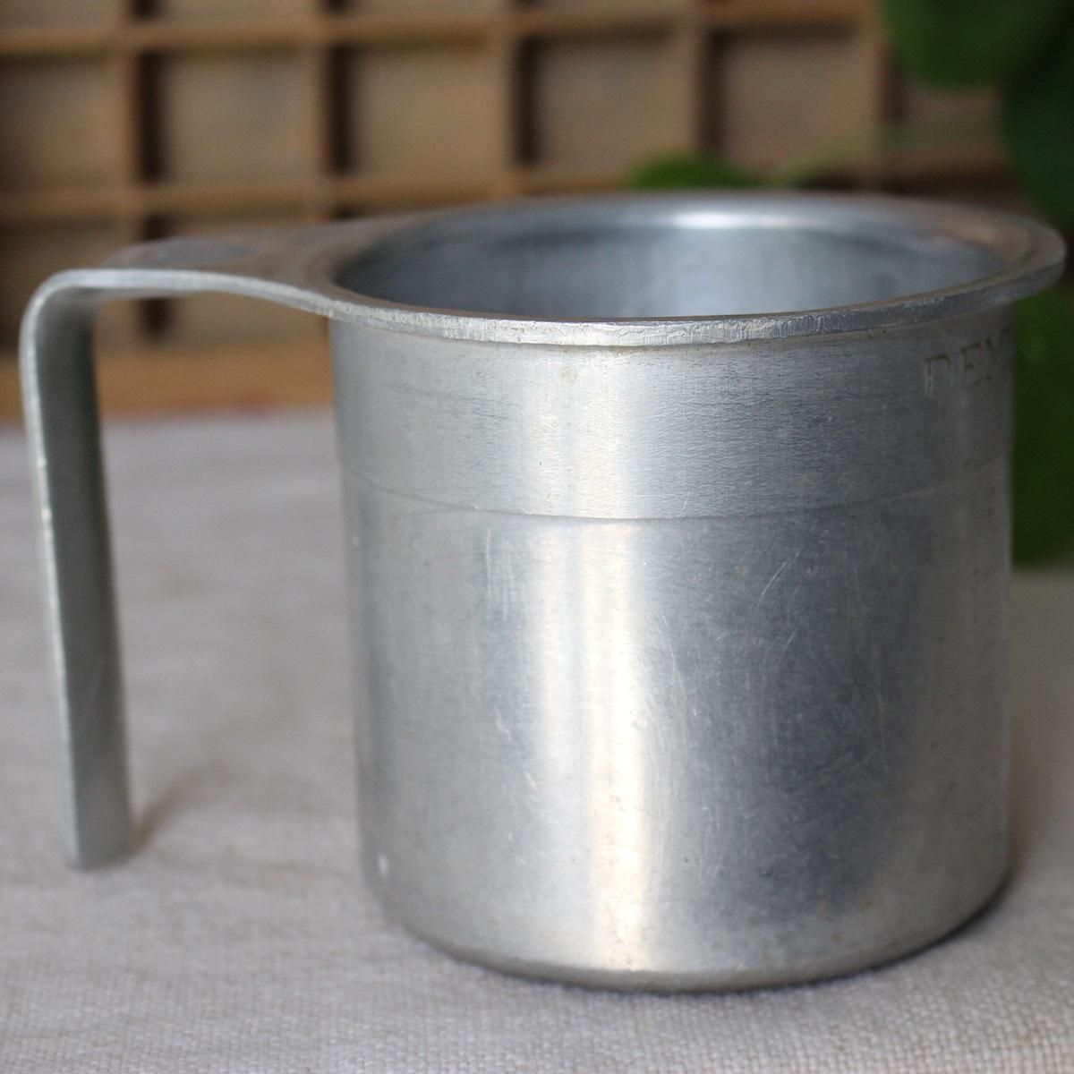 フランスヴィンテージ アルミミルク計量器 キッチンに一品