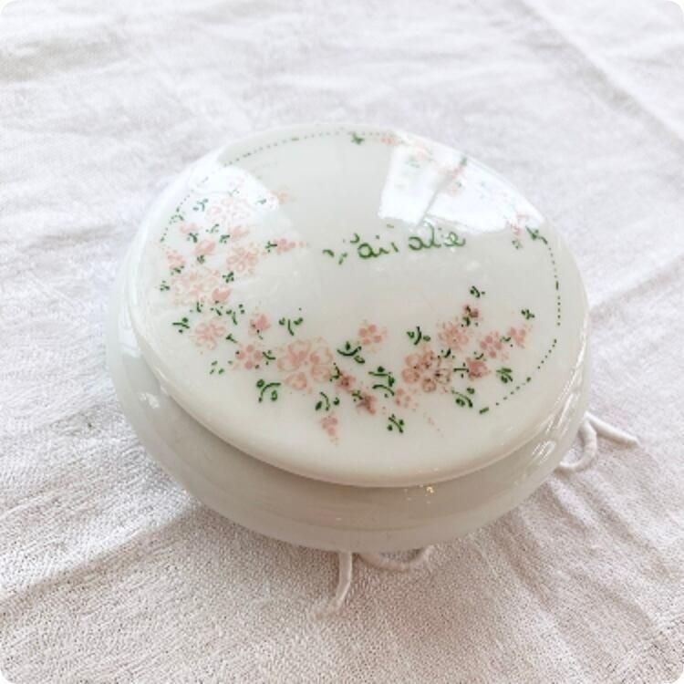 陶器 蓋付き花柄容器　リモージュ　ボックス 陶器 蓋付き花柄容器 リモージュ ボックス 陶器 蓋付き花柄容器