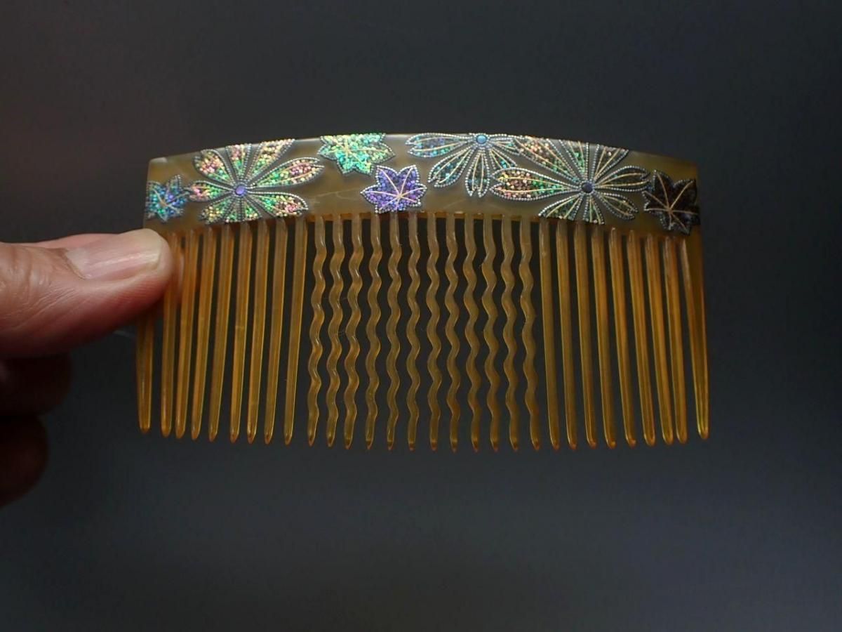激安出品★本鼈甲本手彫り櫛★本物のアンティーク❗時代の割に状態良好❗ 激安出品☆本鼈甲本手彫り櫛☆本物のアンティーク❗時代の割に状態良好❗