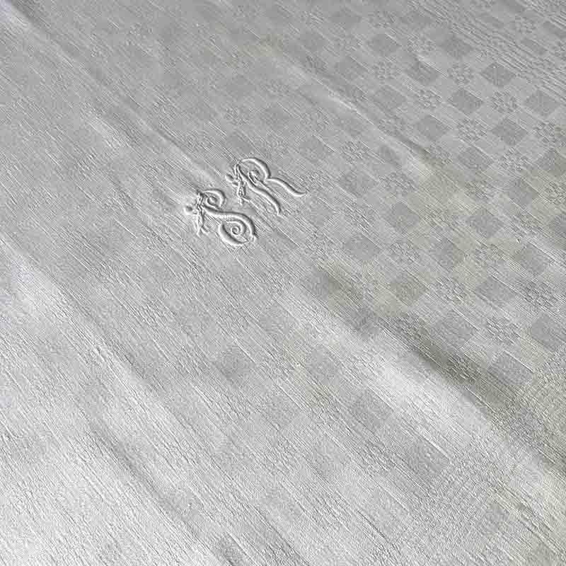 リネンテーブルナプキン白ダマスク織モノグラム刺繍付き