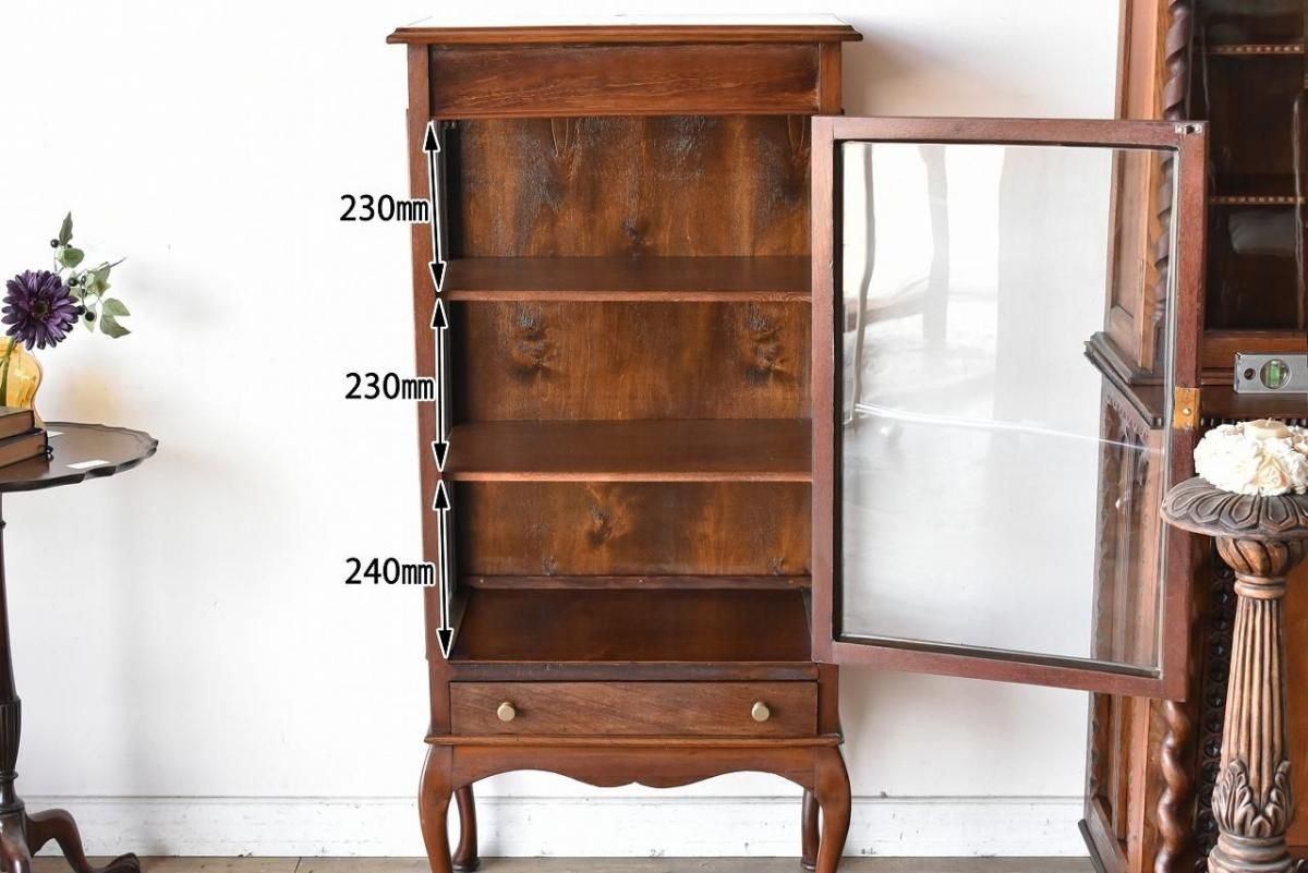イギリス アンティーク マホガニーキャビネット ロイズアンティークス イギリスの高級なアンティーク家具の飾り棚、マホガニー材のガラス
