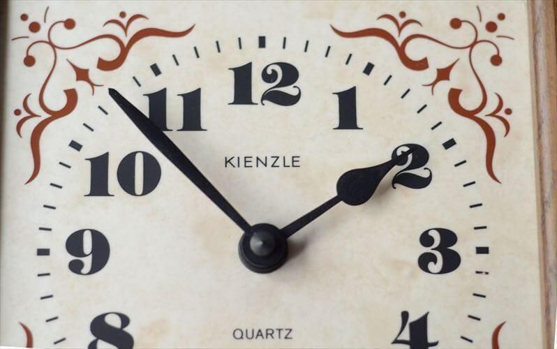 【シェリー】ドイツ製 アンティーク 壁掛け時計 ドイツ製 KIENZLE 陶器フレーム 壁時計 電池式 キンツレー