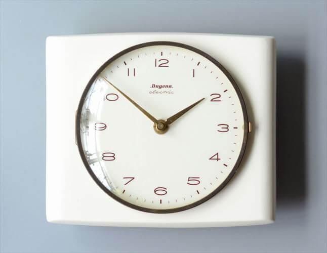 ドイツ製ヴィンテージ陶器壁時計 絶妙なレトロ感