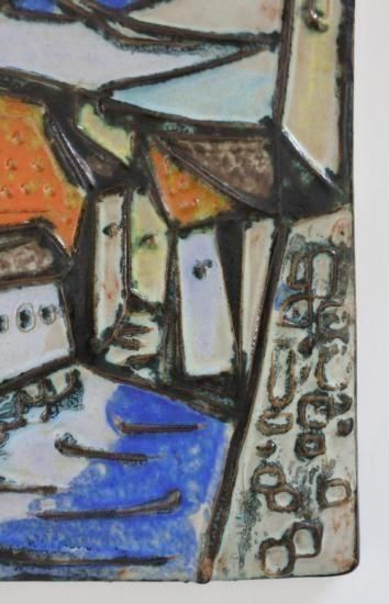 家並みの陶板 Györgyey Zsuzsa（ジュジャ・ジュルジェイ）作