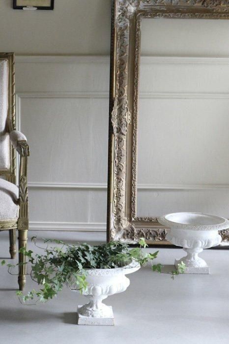 メディシス アイアン製 アンティーク風 ホワイト