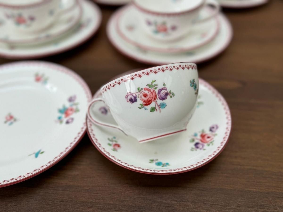 ヴィンテージ ビクトリア時代 ティーカップトリオ 手彩色 一点物