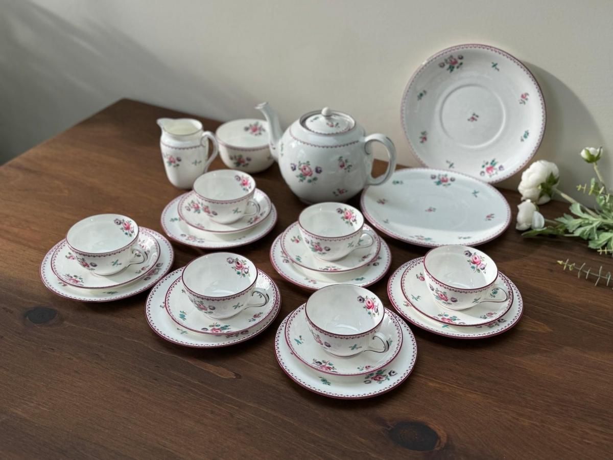 ヴィンテージ ビクトリア時代 ティーカップトリオ 手彩色 一点物