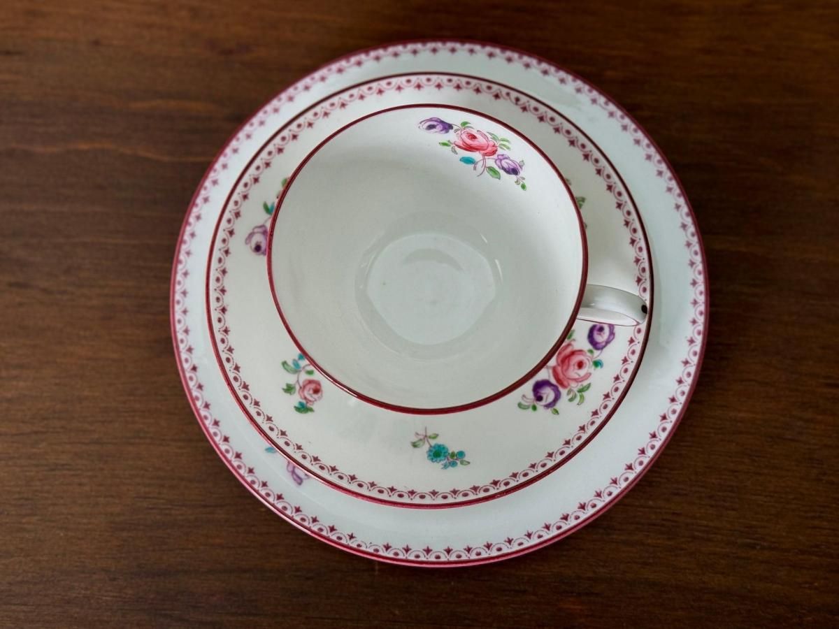 ヴィンテージ ビクトリア時代 ティーカップトリオ 手彩色 一点物