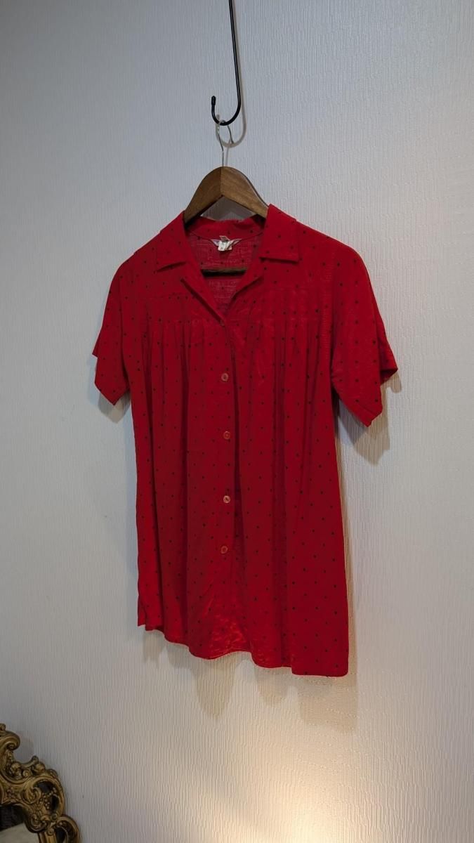 小竹正　遊　ブラウス　シャツ　赤ドット　水玉　変形　個性的　ジャランジャラン 小竹正 遊 ブラウス シャツ 赤ドット 水玉 変形 個性的 ジャラン