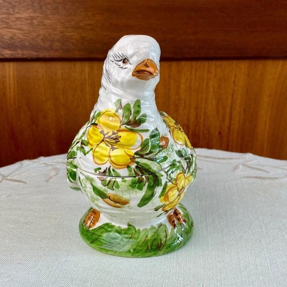 イタリア製 陶器 鳩の小物入れ ツンとした表情