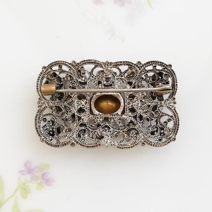 アンティークシルバートーン フィリグリーブローチ