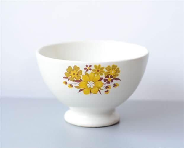 ベルギー製 ヴィンテージ BOCH レトロな花柄のカフェオレボウル