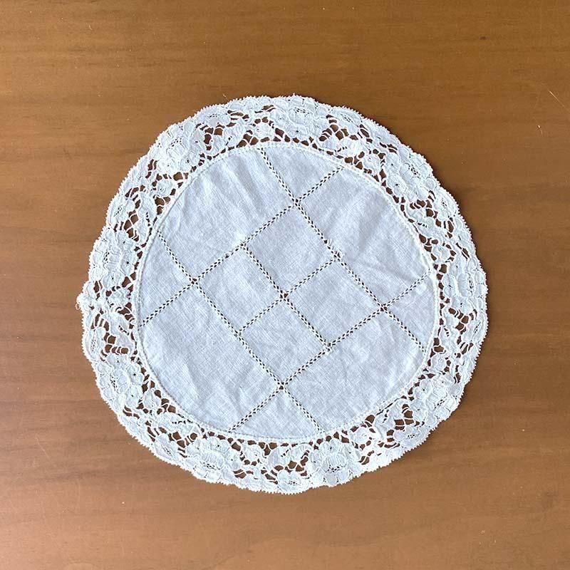 フランスリネン ドイリー 丸型 花びん敷き