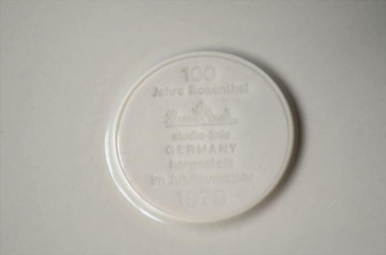 ドイツ製 ROSENTARL 可憐なお花と美しいレリーフ プレート ドイツ製 ROSENTARL 可憐なお花と美しいレリーフ プレート - メルカリ