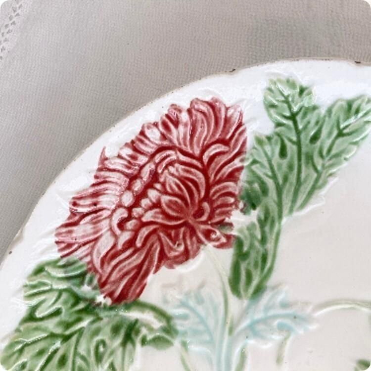 アンティーク フランス製 バルボティーヌ皿 赤い花の陶磁器