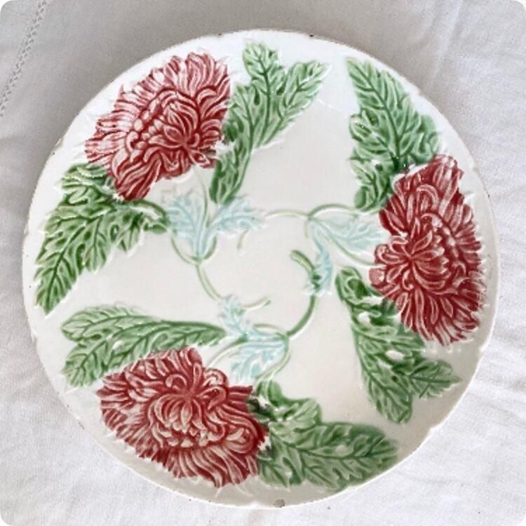 アンティーク フランス製 バルボティーヌ皿 赤い花の陶磁器