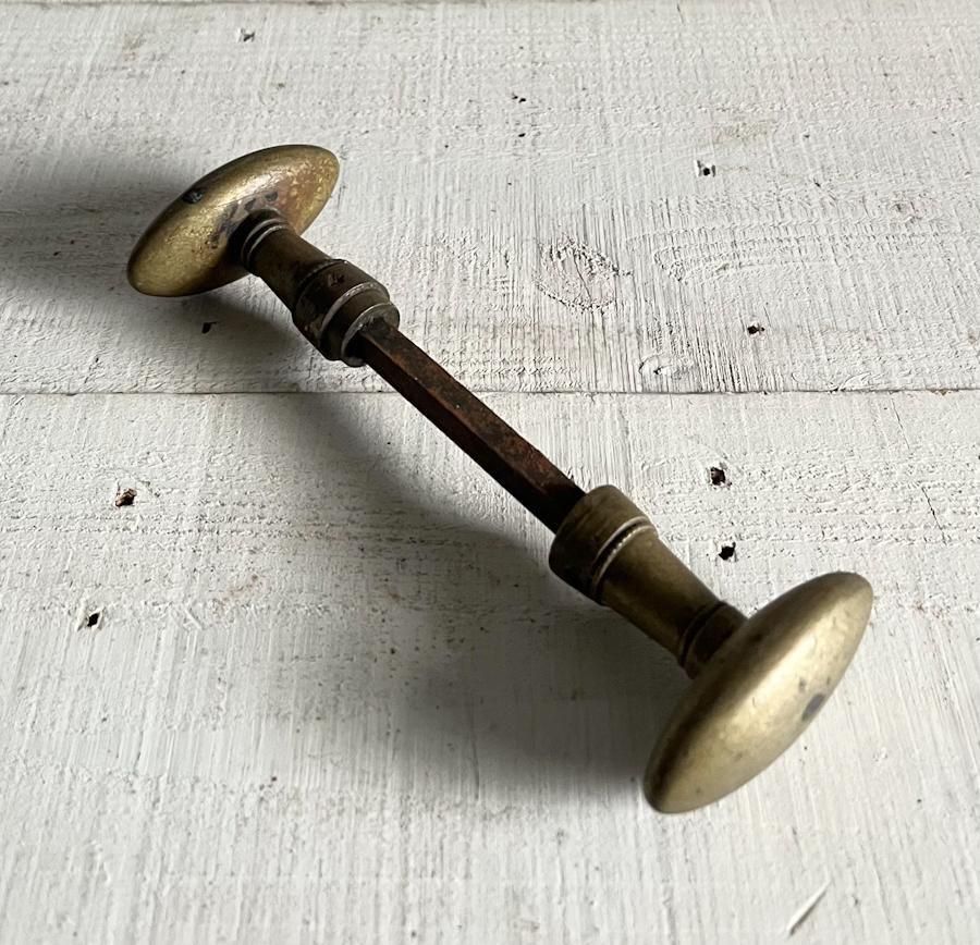 フランスアンティーク 真鍮オーヴァルドアノブ