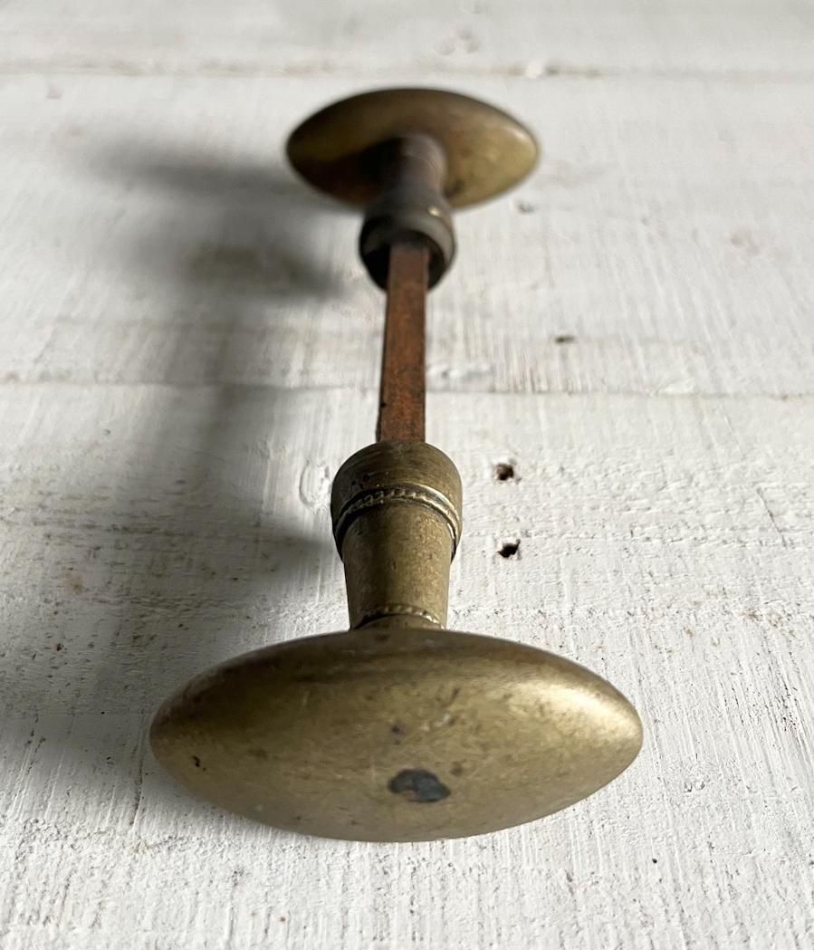 フランスアンティーク 真鍮オーヴァルドアノブ