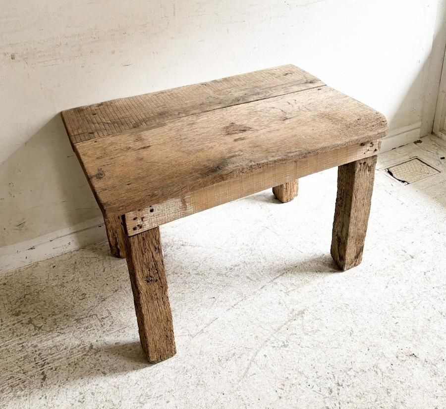 フランス　アンティーク　テーブル フランス製アンティークの存在感あるローテーブル