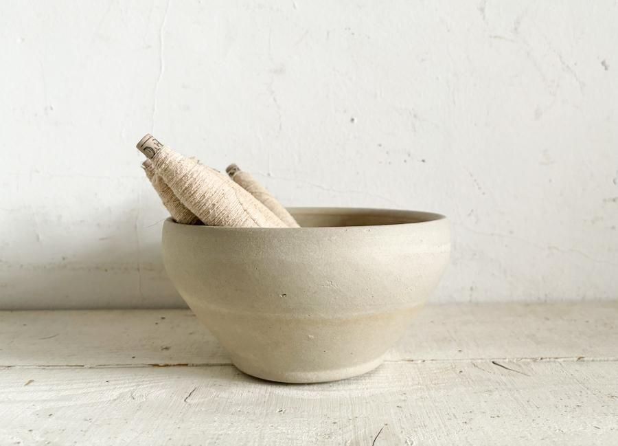 フランスアンティーク 陶器ボウル 素朴なデザイン