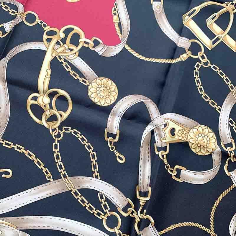 イタリア製ポリエステル 赤黒スカーフ ベルト柄