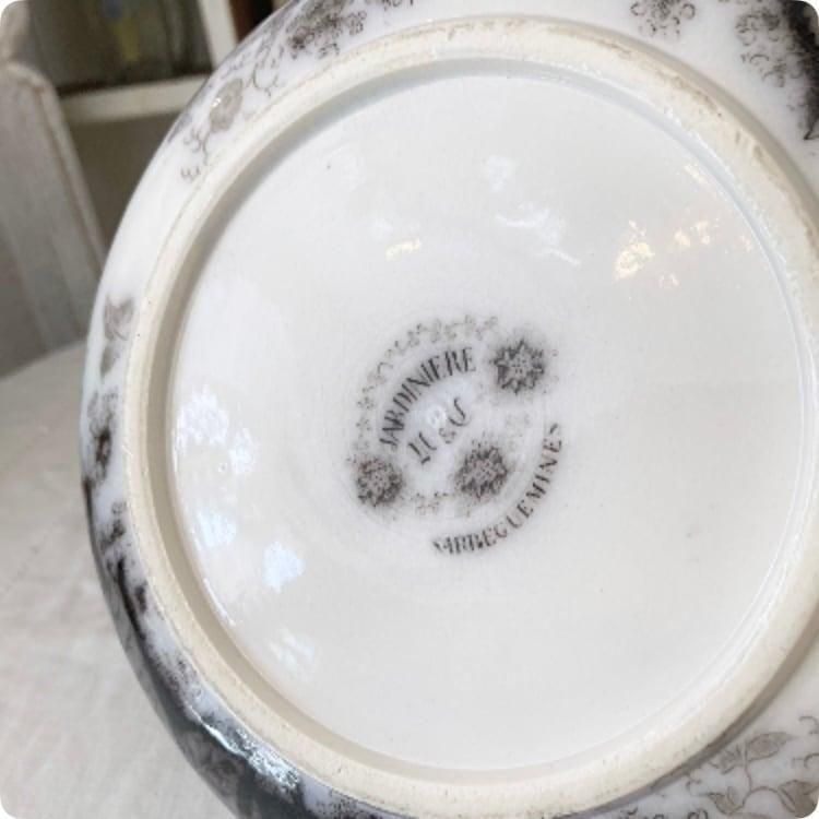 フランス直輸入】墨黒で描かれた花々がシックで素敵