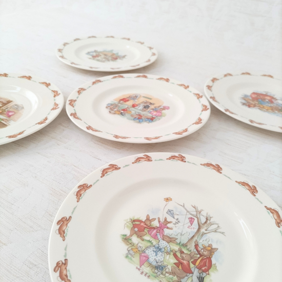 Royal Doulton Bunnykins ロイヤルドルトン バニキンズ 凧あげ