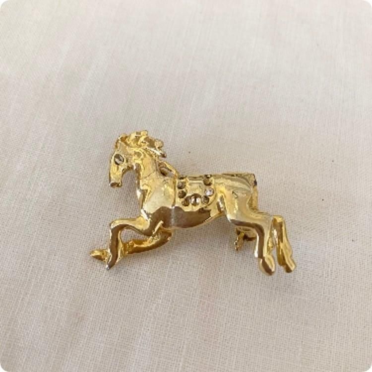 Paris♡フランス蚤の市メリーゴーランド木馬♡horseヴィンテージブローチ 馬 ブローチ フランス 蚤の市 ブロカント ヴィンテージ ホース