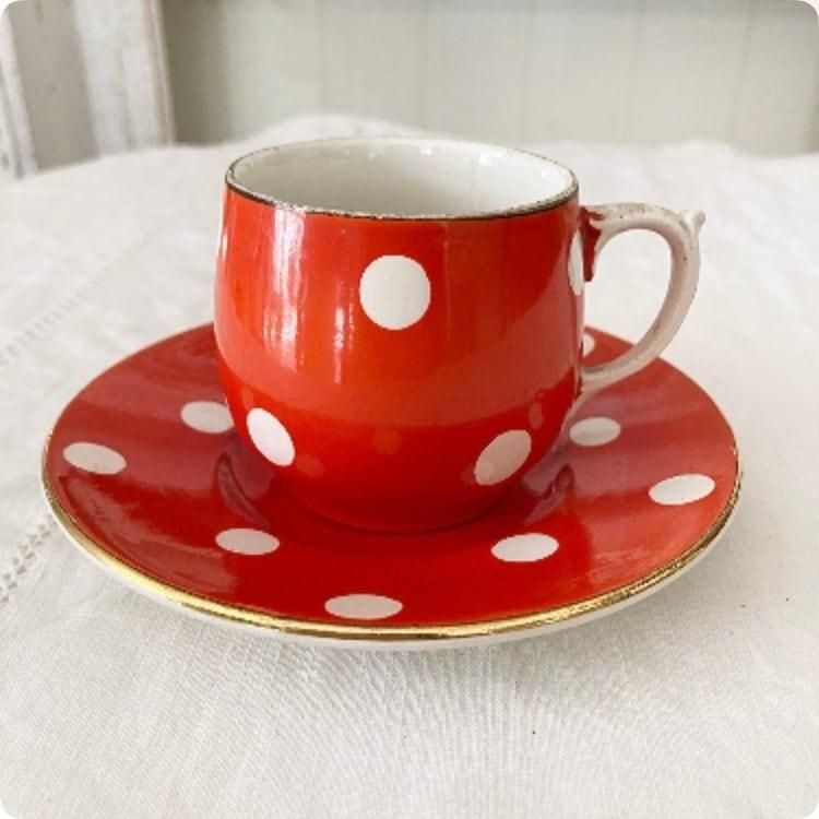 フランス直輸入 バスク柄のクレイユモントロー カップ＆ソーサー