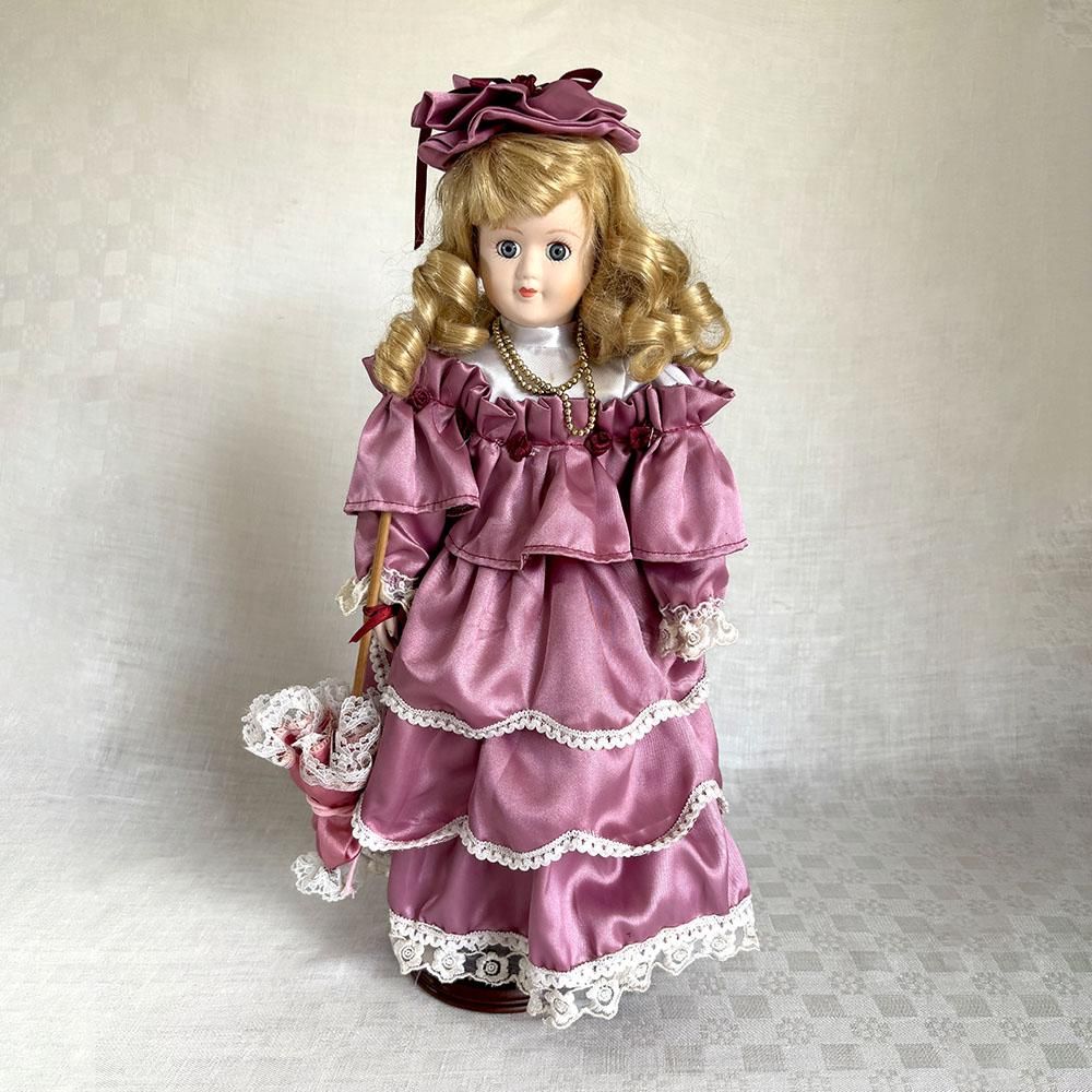 *アンティークポストカード　お人形とお祈りをする可愛い少女* Snowdrop Postcards アンティークポストカード専門店