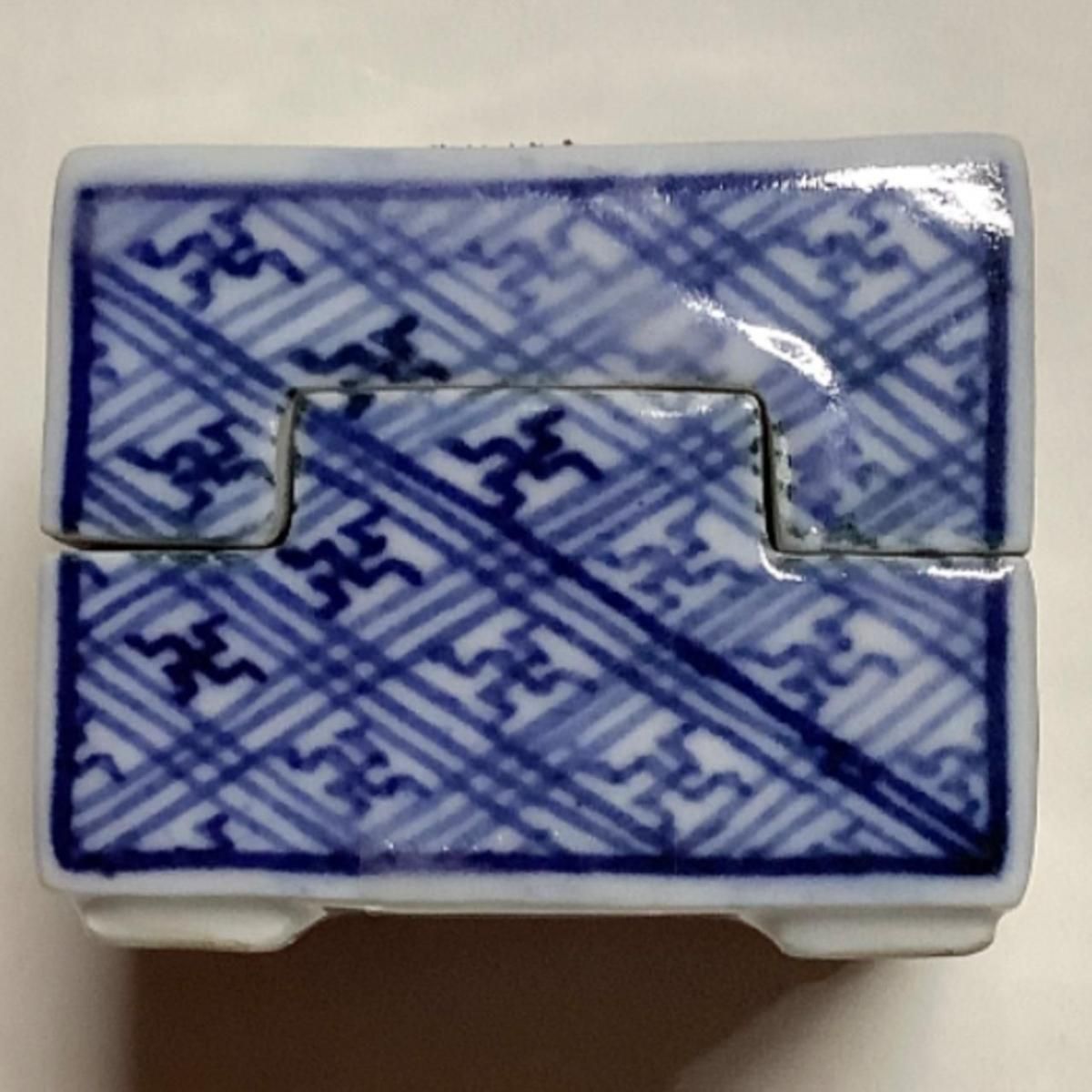 骨董　アンティーク　染付香合 香合 染付WT&BL - ANTIQUE LEAVES