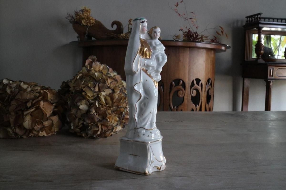 1900sアンティーク 木彫りの聖母子像 21cm 1900sアンティーク 木彫りの聖母子像 21cm 1900sアンティーク