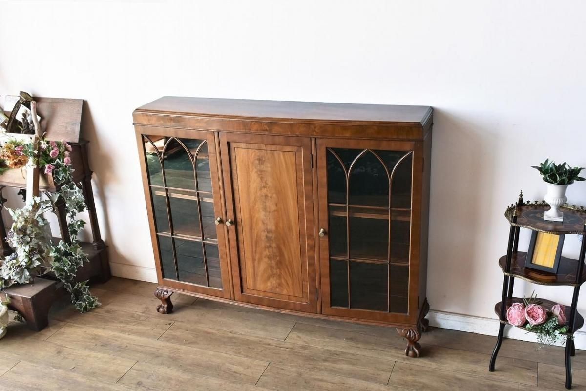 明るいマホガニーカラーのガラスキャビネット【k172】 - ANTIQUE
