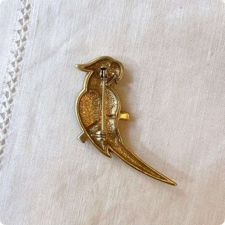 【たいへん希少美品☆彡】 アンティークブローチ ペーストガラス フランス 英国 細かな細工のヴィクトリアンガラスブローチ（直径4.5cm