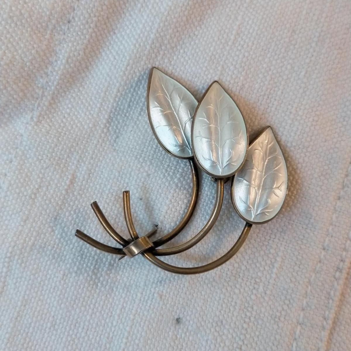 お取置き◇北欧アンティーク◇シルバーブローチ◇魚フィッシュ◇北欧