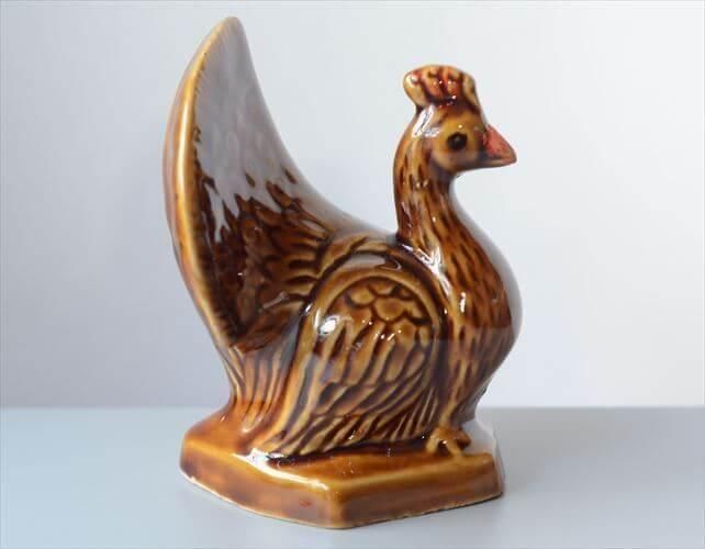 ドイツから きれいなブラウンの孔雀 陶器 置物 オブジェ 飾り