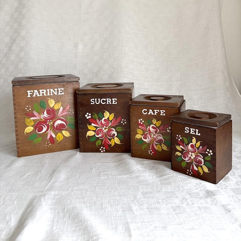 リモージュアビランドの華やかなピンク薔薇のスープチュリーン