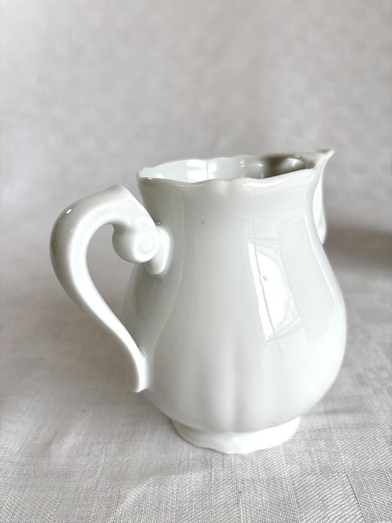 陶磁器リモージュの優雅な白磁ミルクシュガーアンティーク