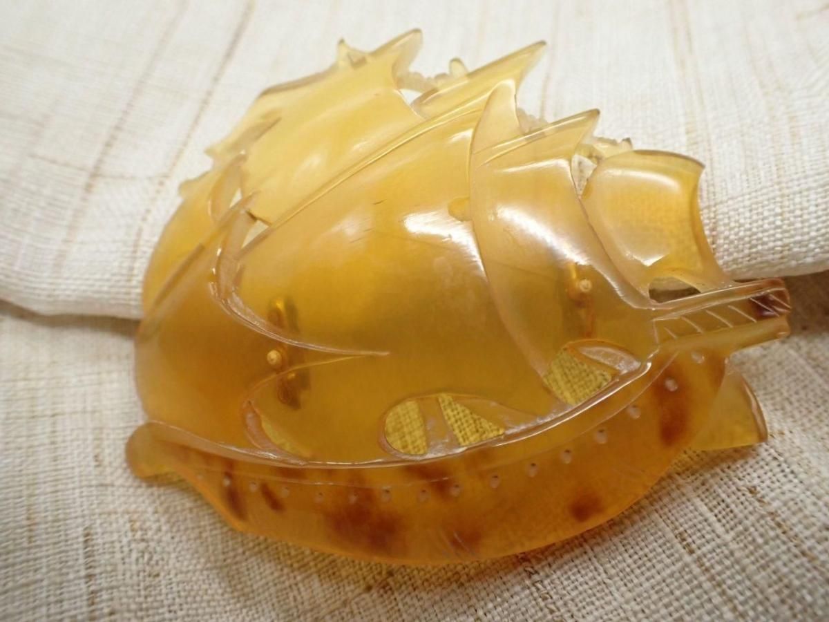 瑪瑙葉帯留 古美 華やかな