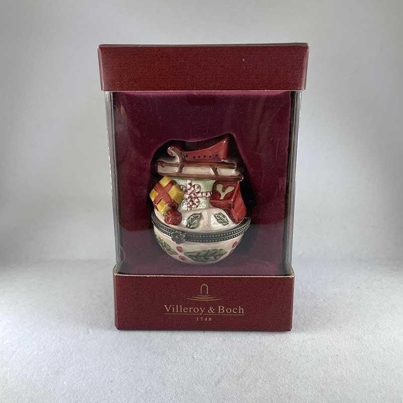 陶器のクリスマス小物入れビレロイ＆ボッホアンティーク