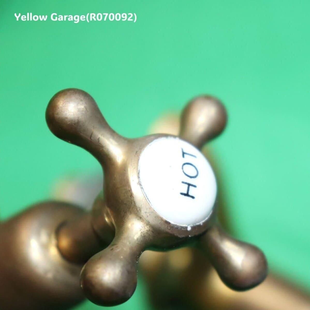 ヴィクトリアンスタイル 真鍮製アンティーク蛇口（HOT & COLD