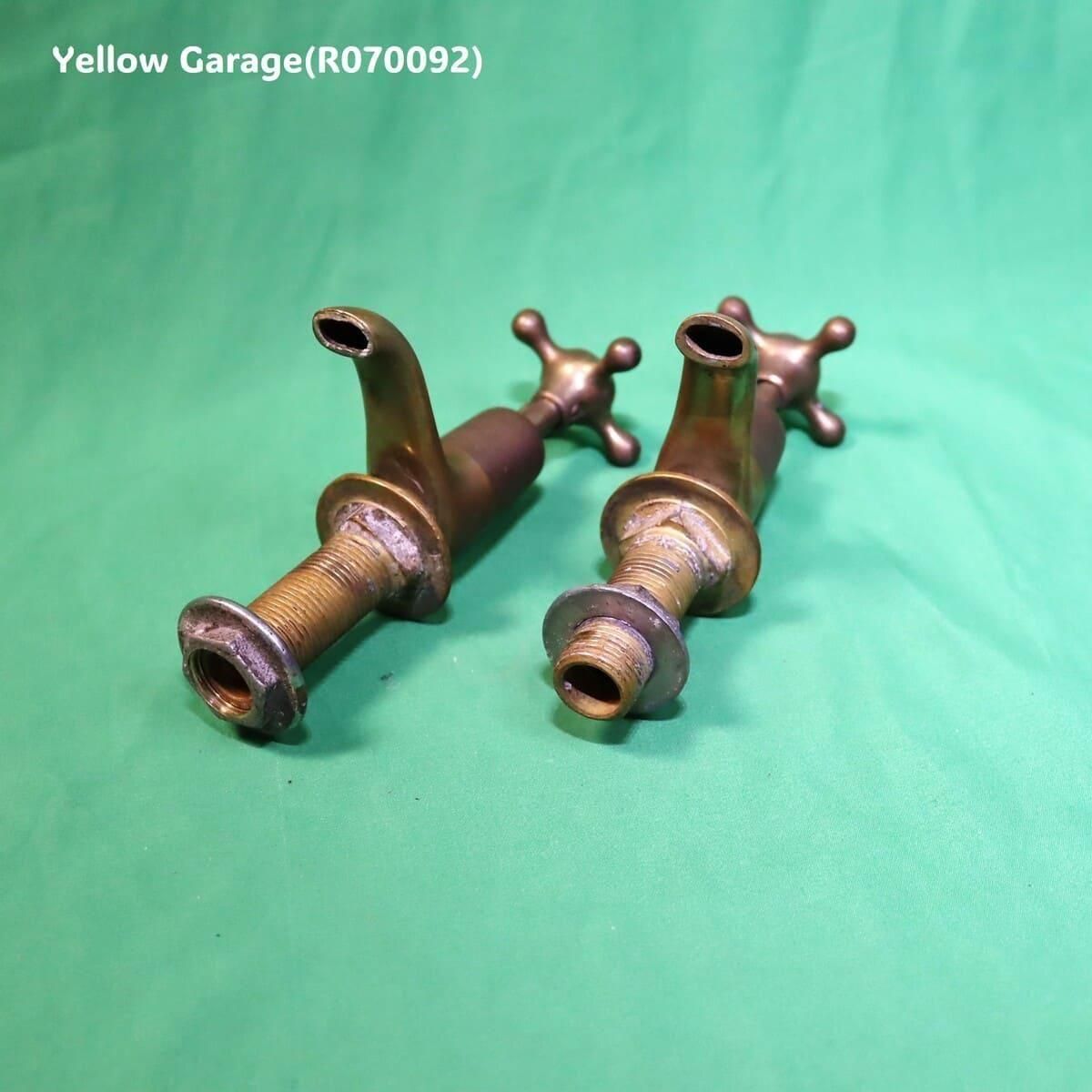 ヴィクトリアンスタイル 真鍮製アンティーク蛇口（HOT & COLD ペア