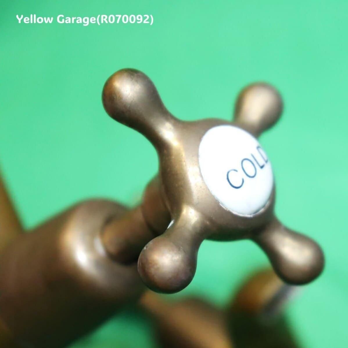 ヴィクトリアンスタイル 真鍮製アンティーク蛇口（HOT & COLD ペア