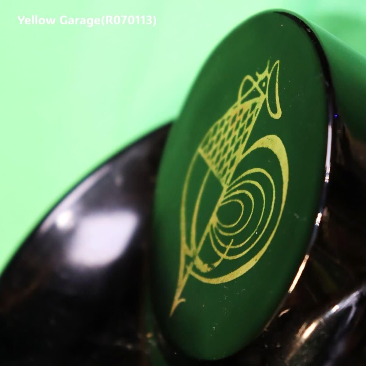 HARDY コニャック・ゴールドロゴ付き ベークライト灰皿（ヴィンテージ