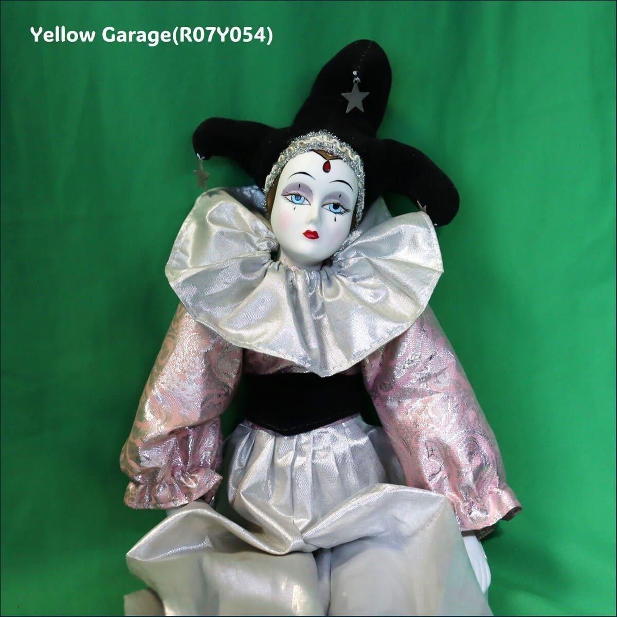 ヴィンテージ ピエロ風ポーセリン人形 45cm シルバー＆ピンク衣装