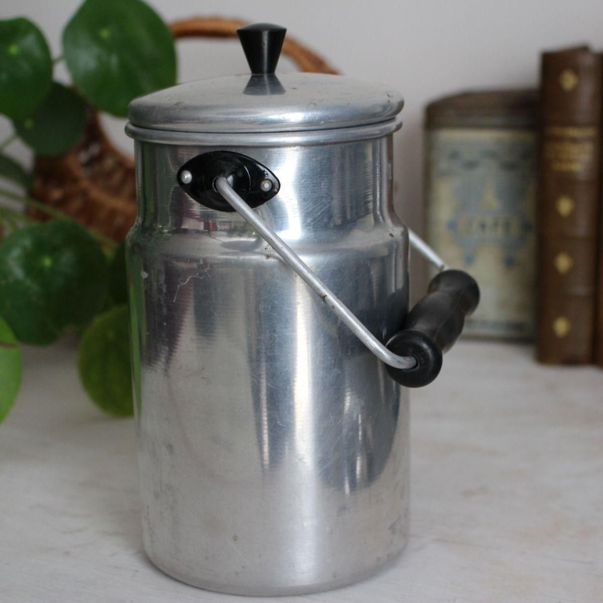 アルミ ミルク缶 ミルクポット 蓋付き ガーデニング フランス アンティーク フランス蚤の市より☆ビンテージ アルミ製 ミルクポット（1L表示