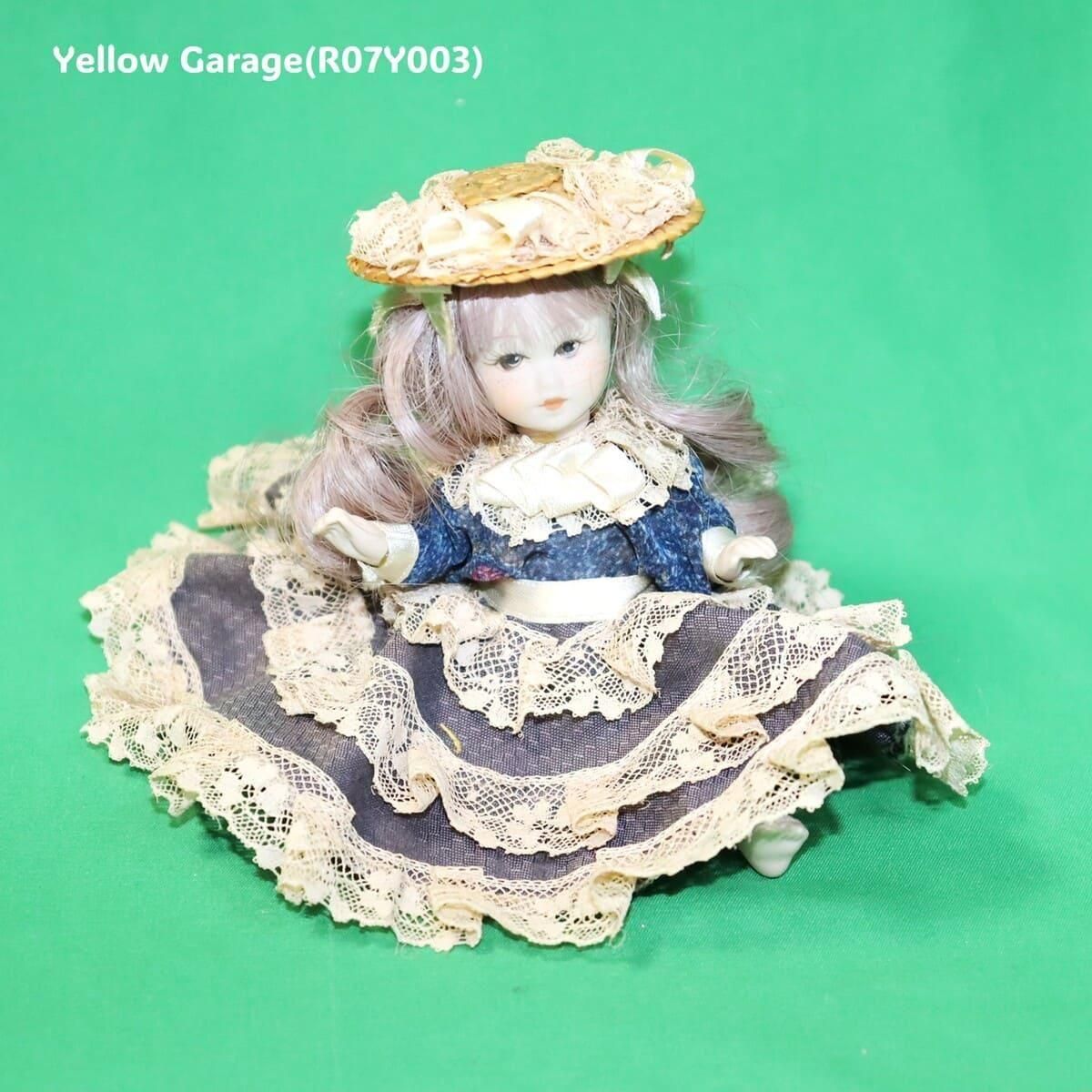 ヴィンテージ陶器ドール｜レースドレスの小さなお嬢さま（13cm