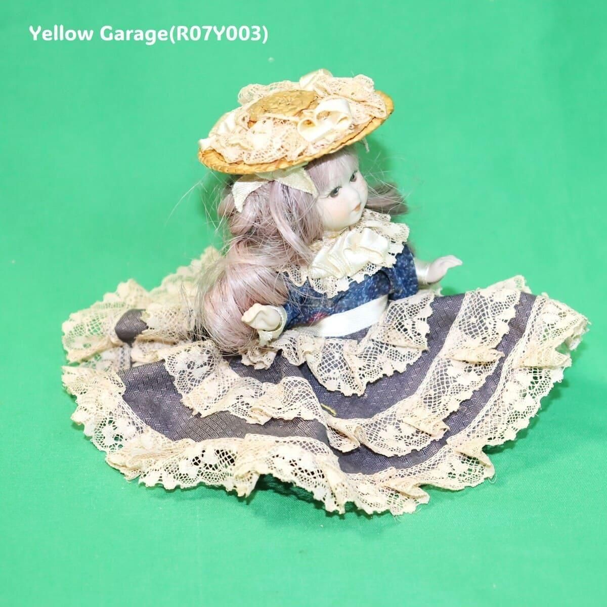 ヴィンテージ陶器ドール｜レースドレスの小さなお嬢さま（13cm