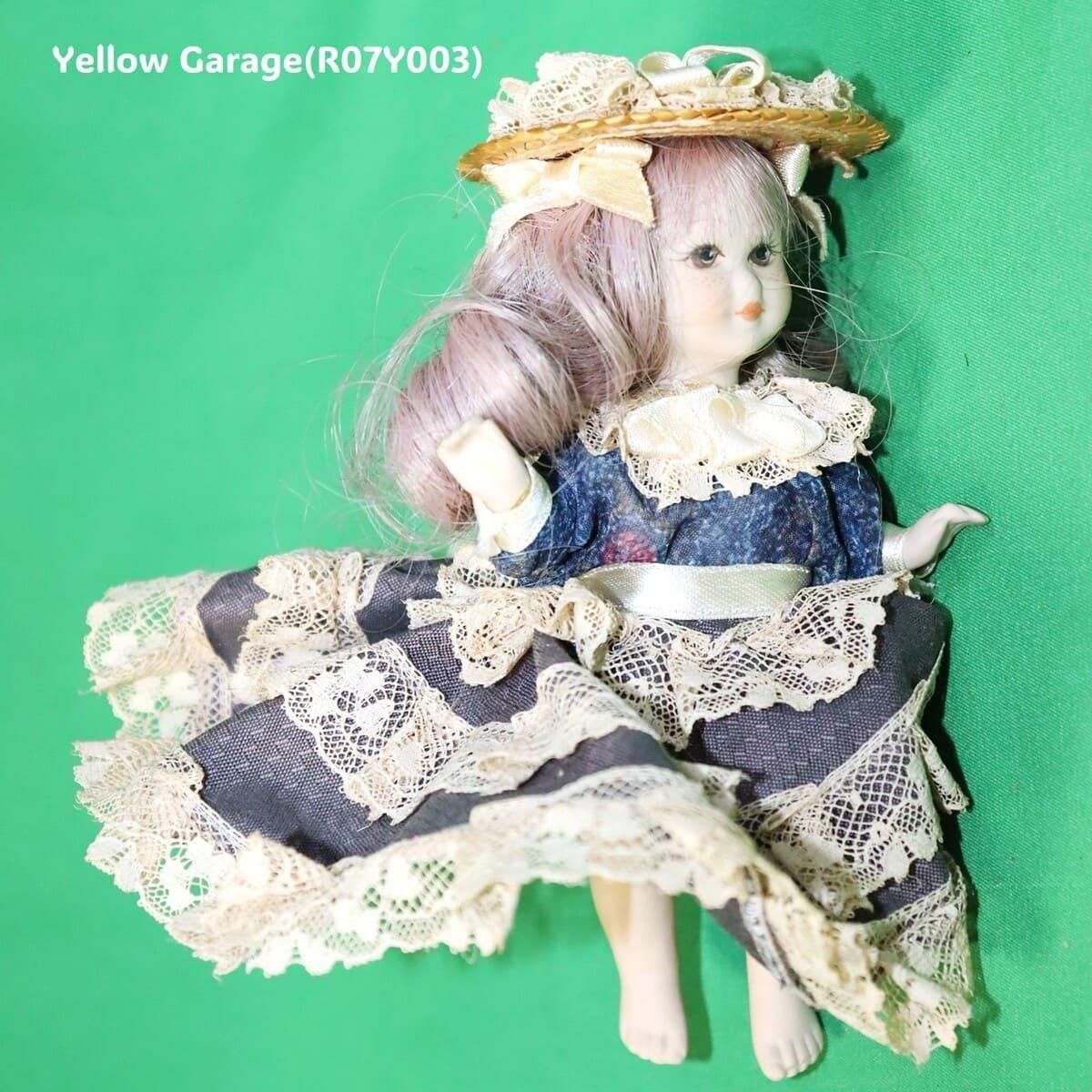 レースドレスのアンティークビスクドール アンティークビスクドールwhitelace