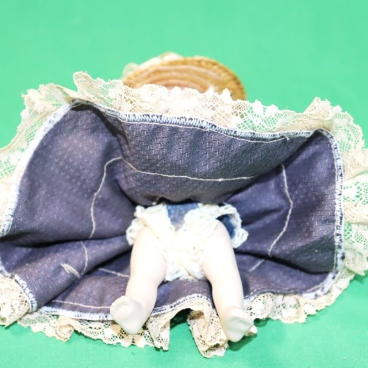 レース人形 ヴィンテージ陶器ドール｜レースドレスの小さなお嬢さま（13cm